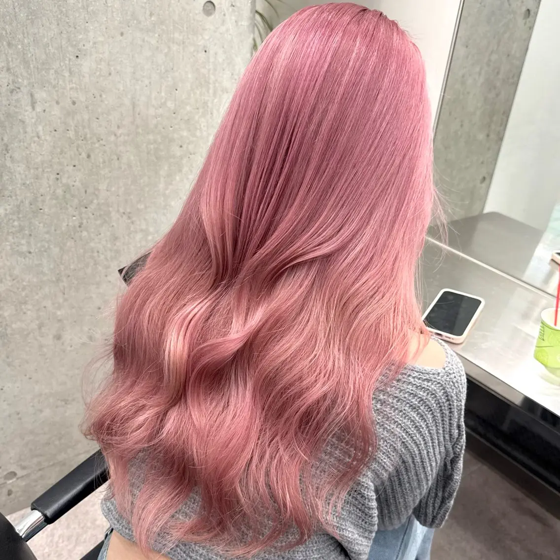 ロング カラー ヘアカラー ミルクティーベージュ /sara💛のヘアスタイル