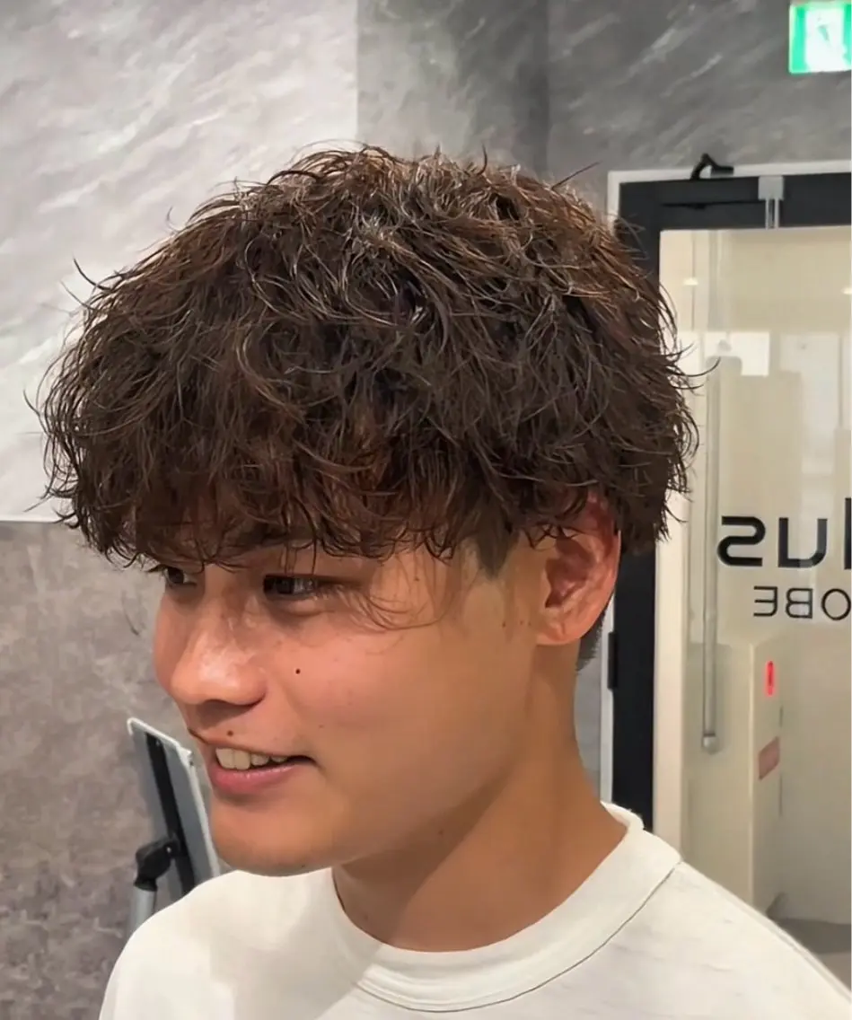 ショート パーマ メンズ メンズパーマ カット パーマ 柳原 隼義のヘアスタイル
