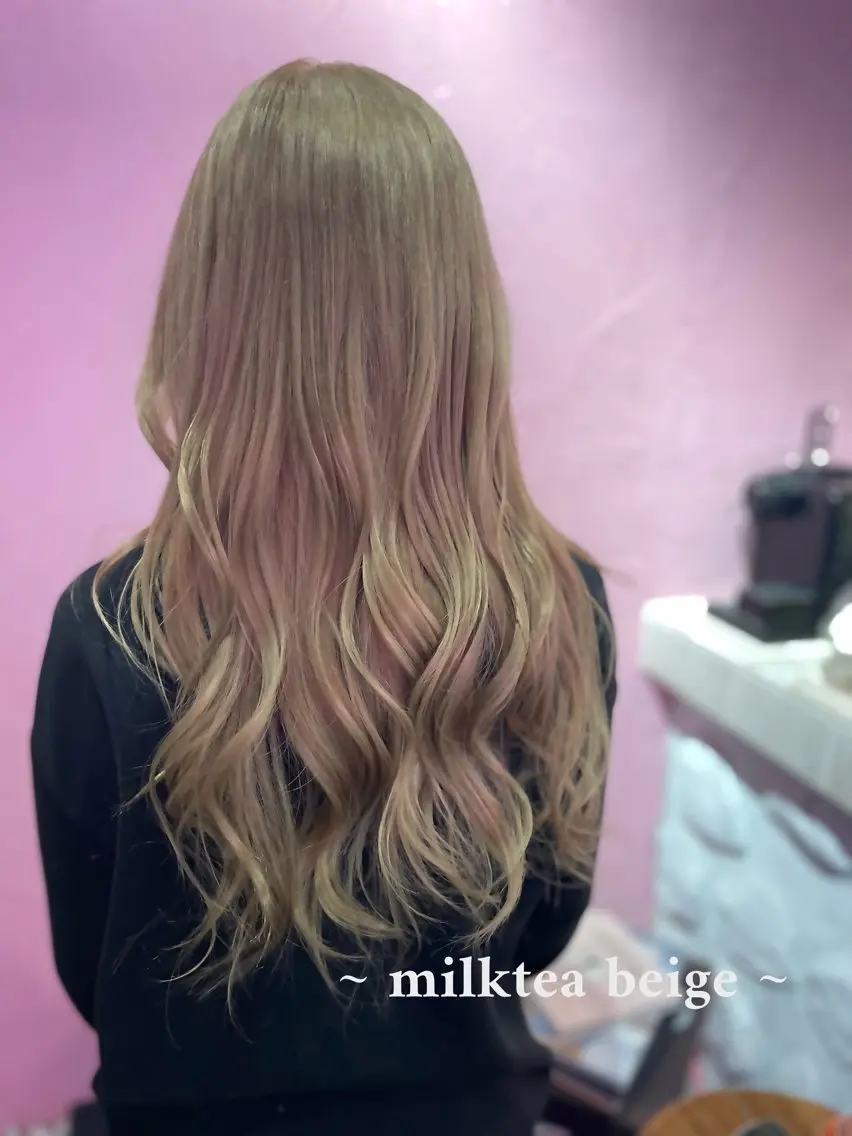 ロング カラー ヘアアレンジ ベージュカラー ブリーチ ミルクティーベージュ カット モデル募集🎀あゆみのヘアスタイル