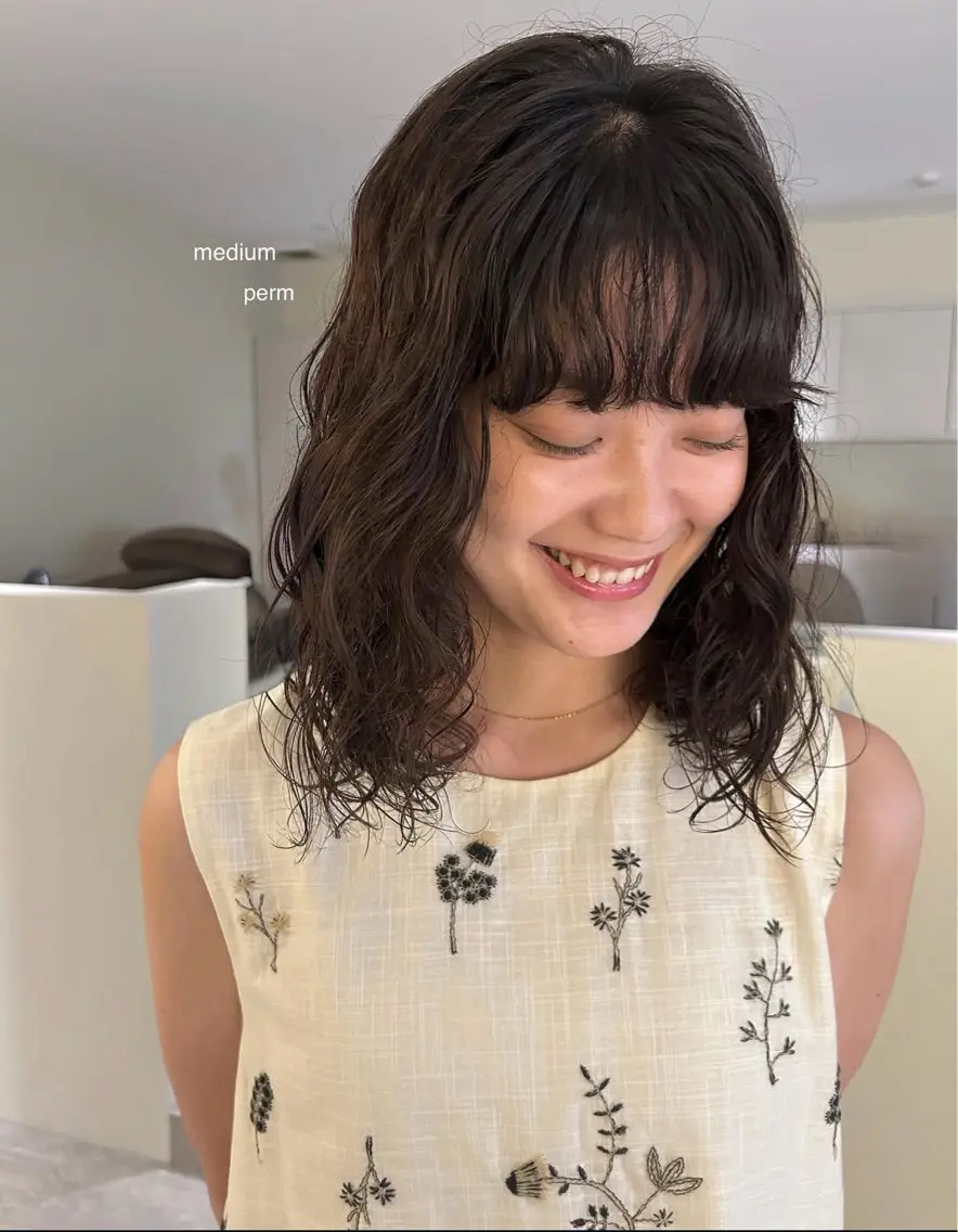 セミロング パーマ 吉田 幸季のヘアスタイル