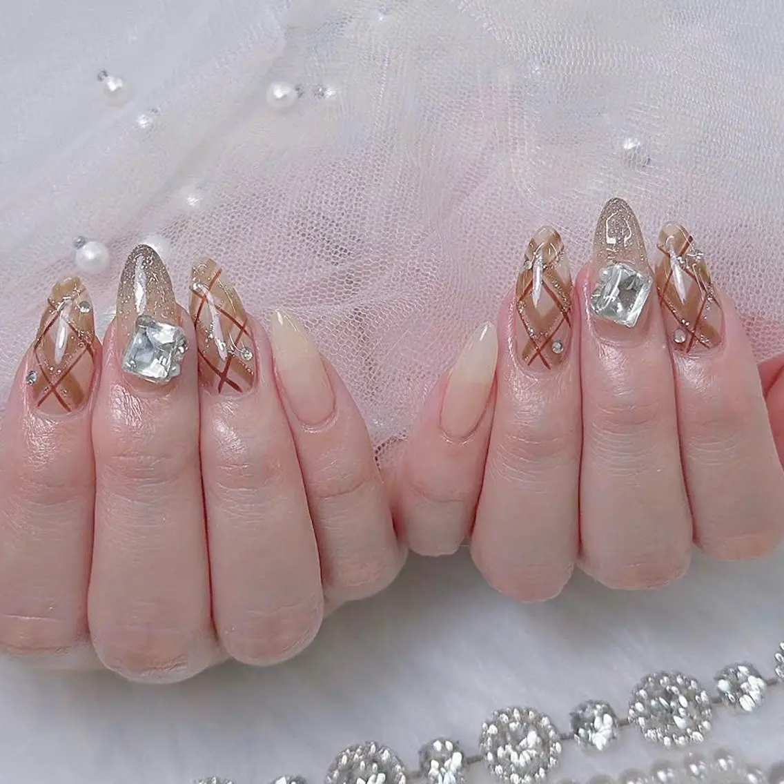 ネイル 韓国ネイル 持ち込み ハンドネイル ハンドケア Nova Nail Nippon 店のネイルデザイン
