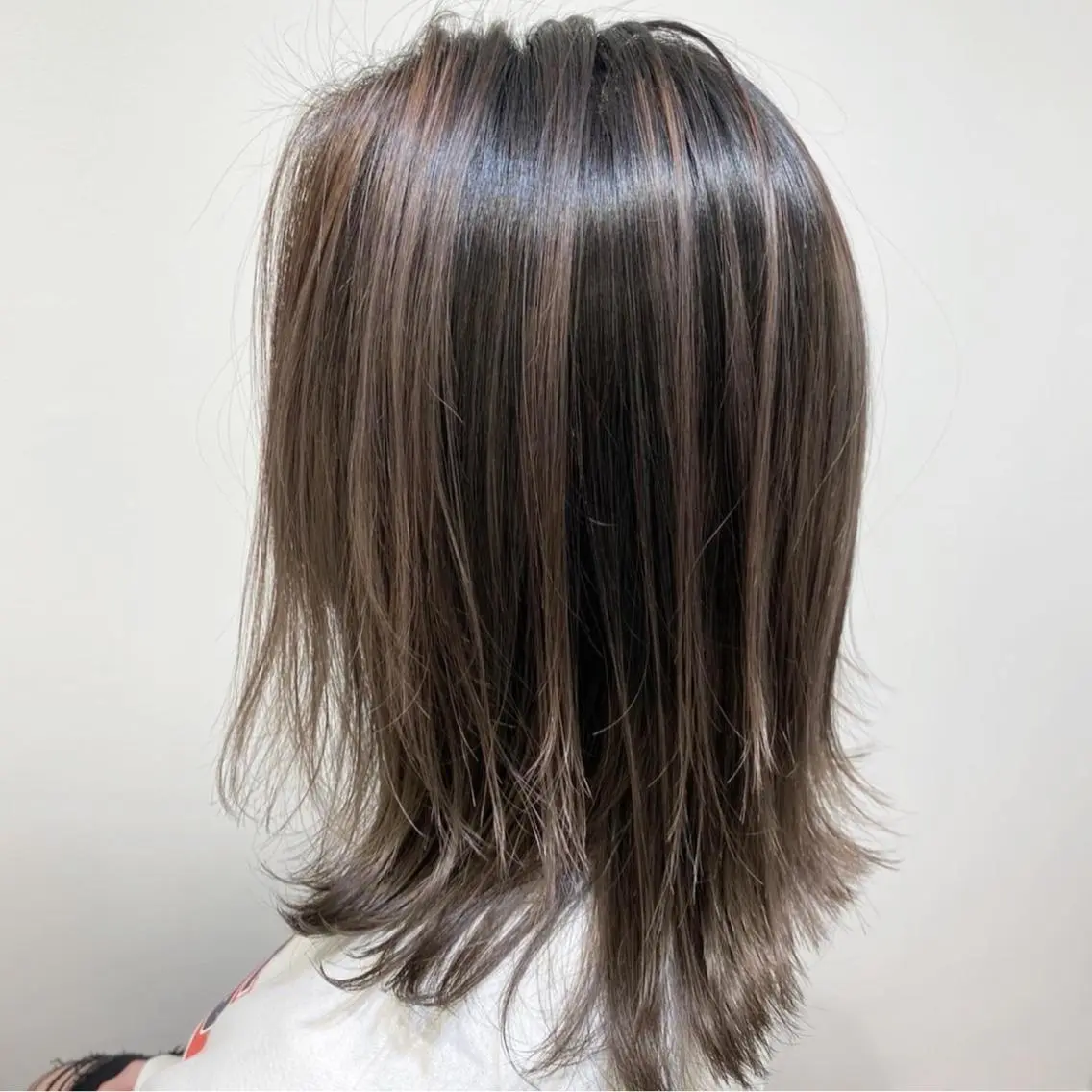 ミディアム カラー バレイヤージュ レイヤーカット 【店長】大根 亮太のヘアスタイル