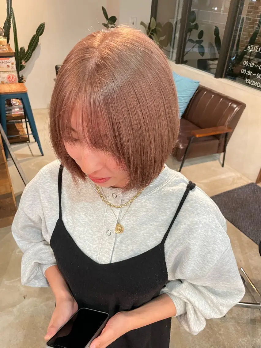 カラー ヘアカラー 木村 朱里のヘアスタイル
