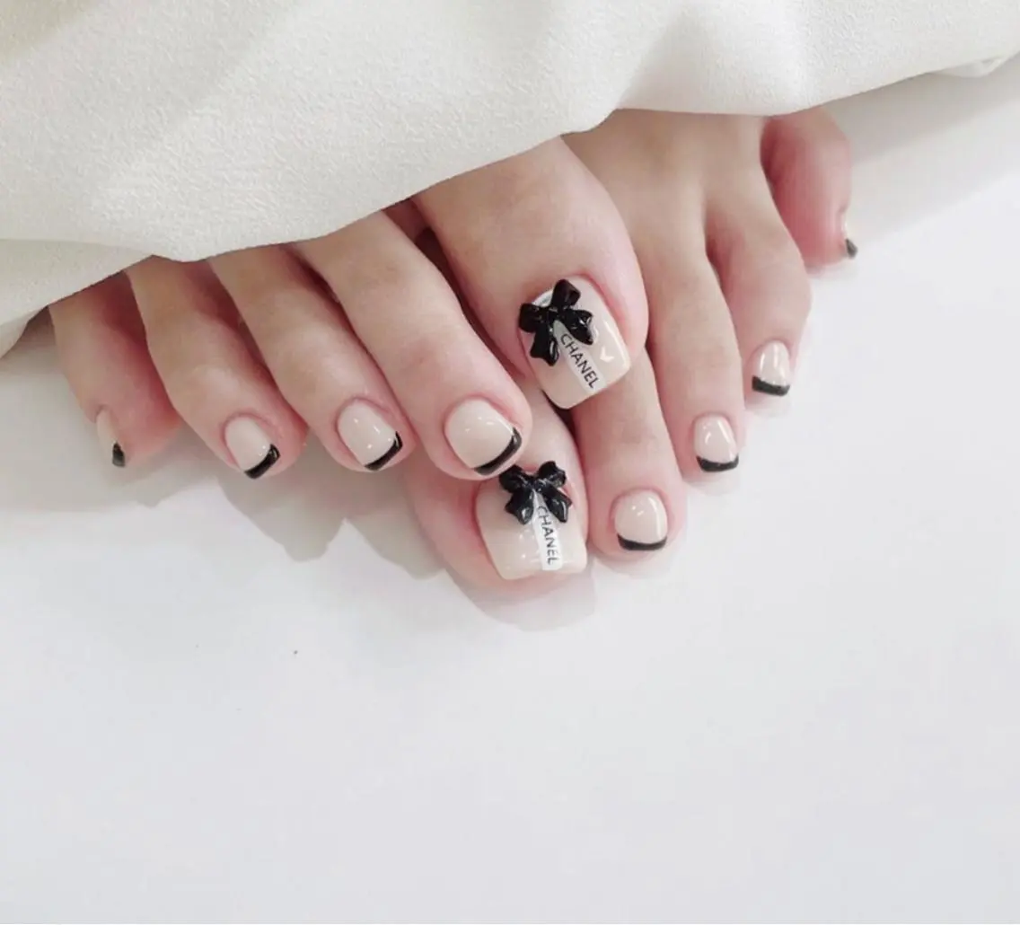 ネイル フットネイル M 🌷Nail 長さだし専門店のネイルデザイン