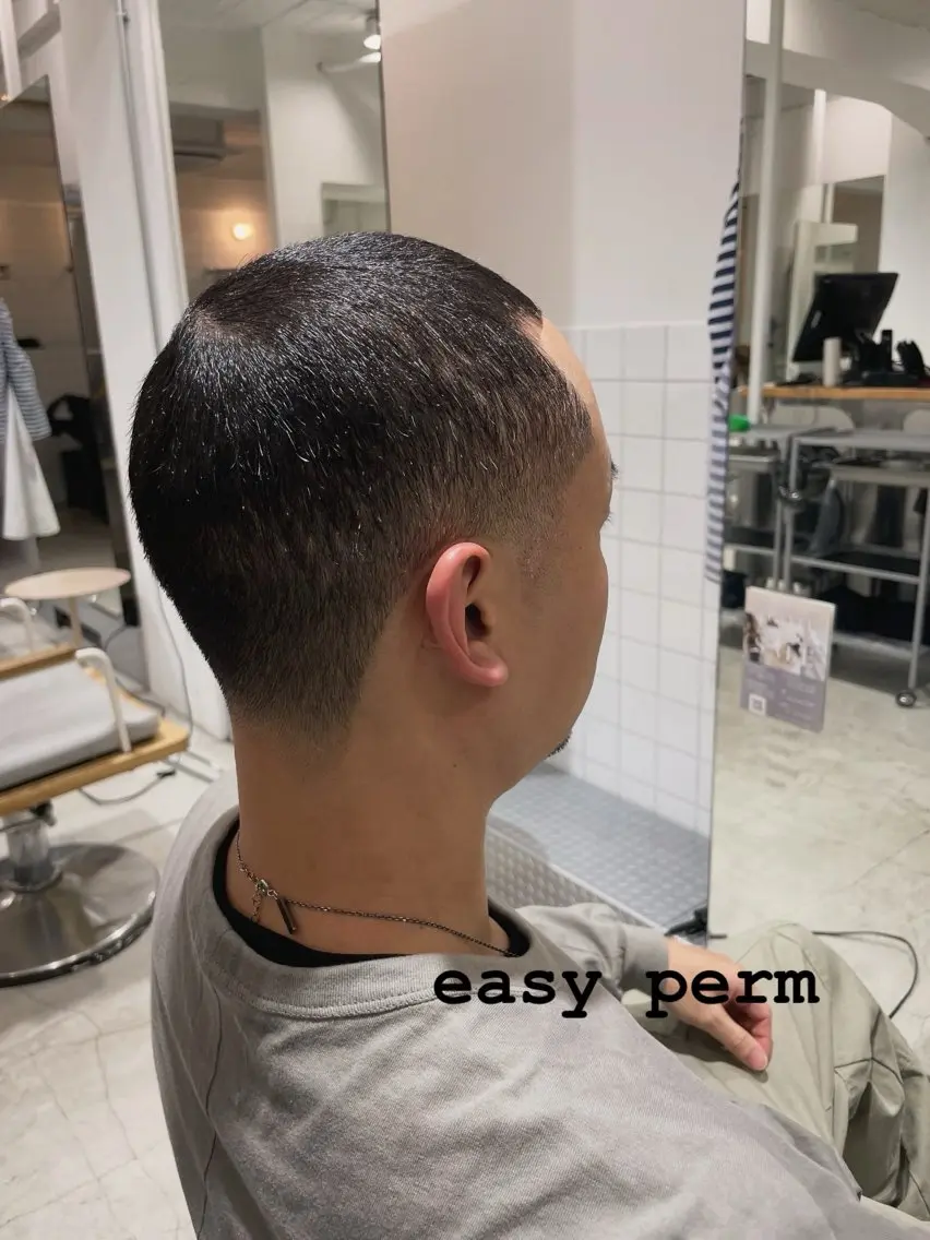 メンズ フェードカット メンズパーマ ✂︎barber✂︎ Hideのヘアスタイル