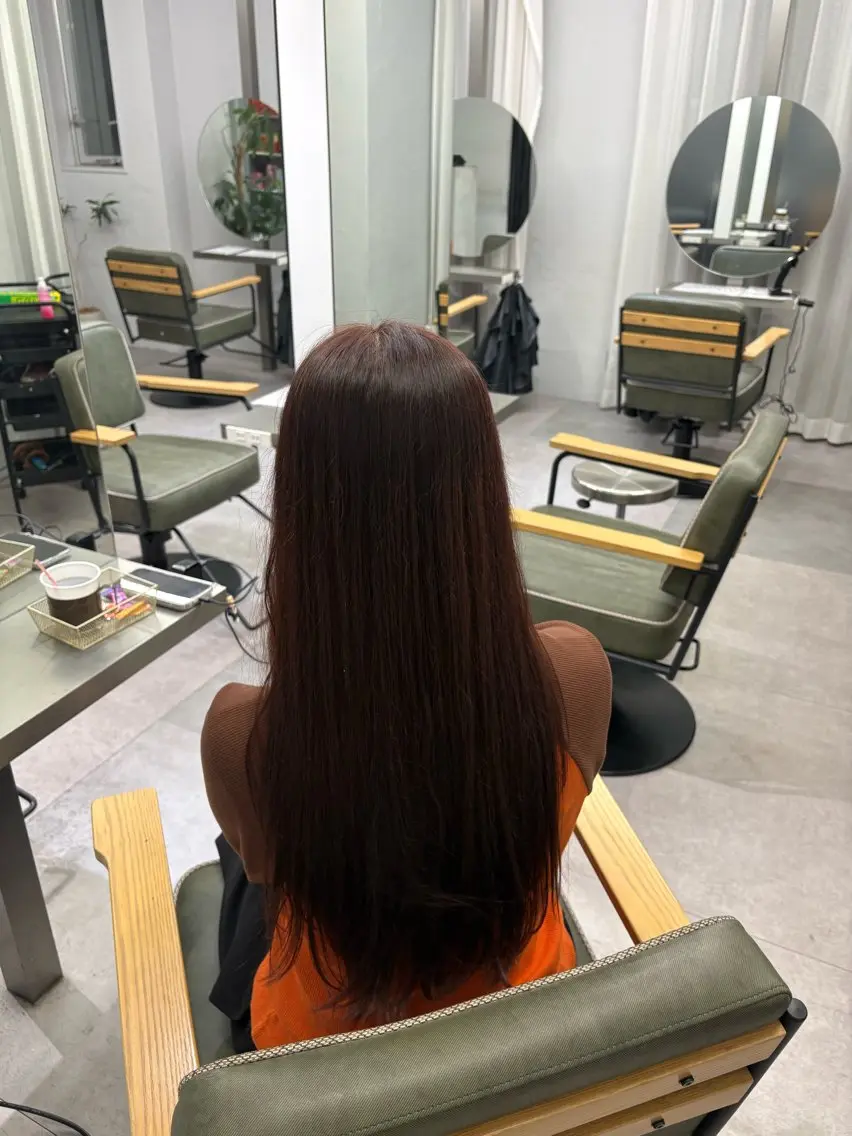 ロング カラー ベージュカラー ブリーチ ブリーチなしカラー 学生 トリートメント 仙台/ベージュ／ 艶カラー／三宅空翔のヘアスタイル