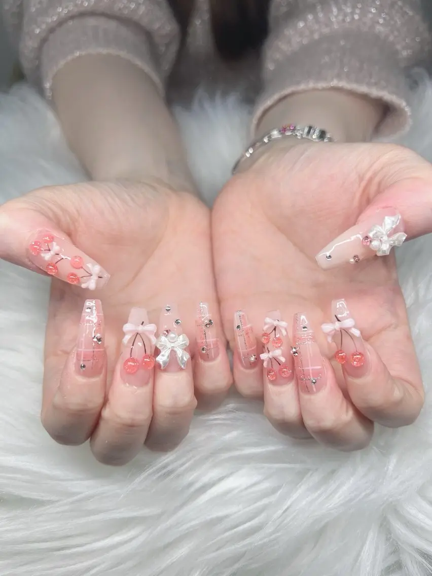 ネイル ハンドネイル Lee Nails チップ長さだし専門店のネイルデザイン