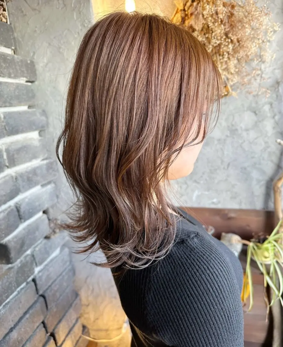 セミロング ヘアカラー トリートメント 玉木 育実のヘアスタイル