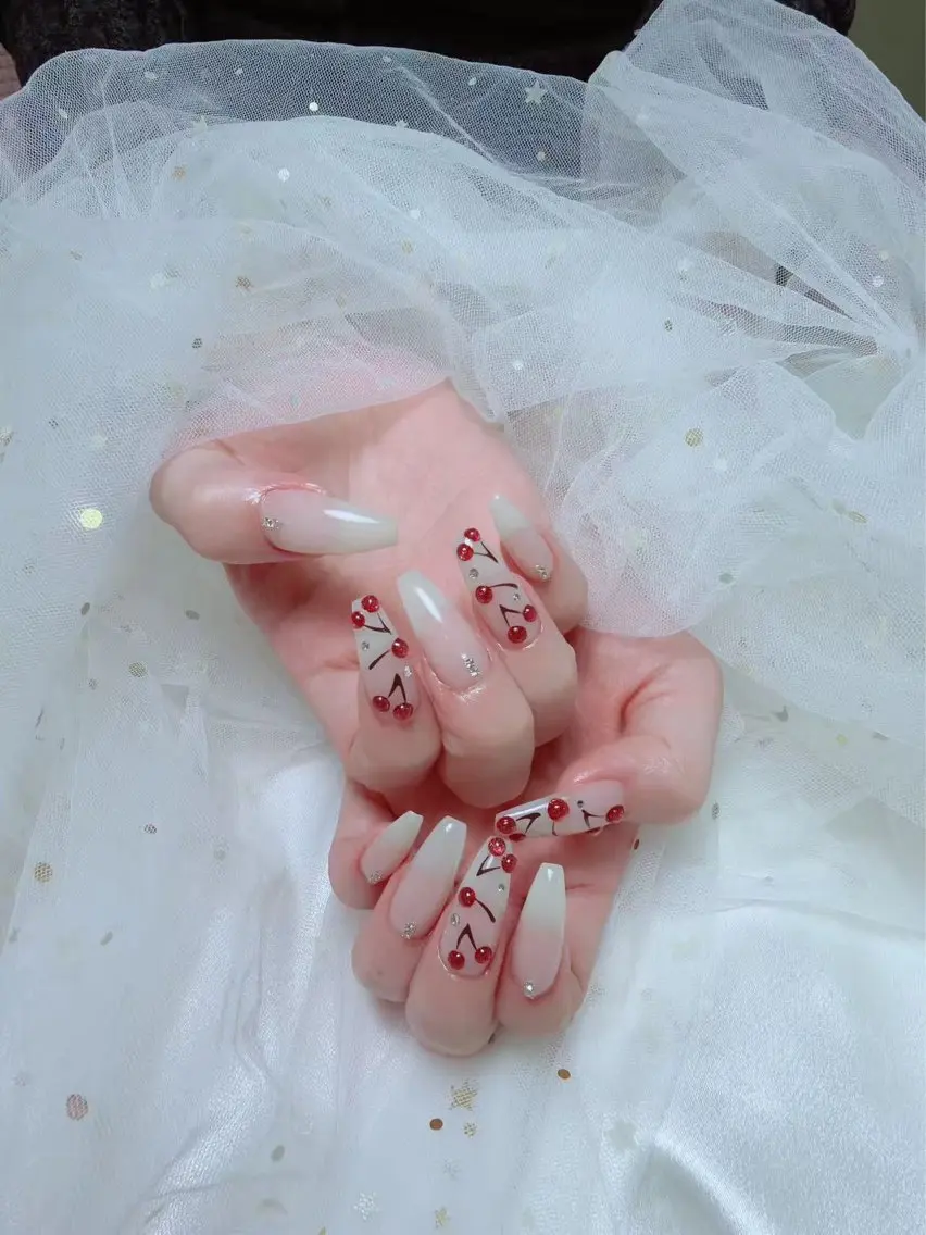 ネイル ジョリ kasumi🌹💅のネイルデザイン