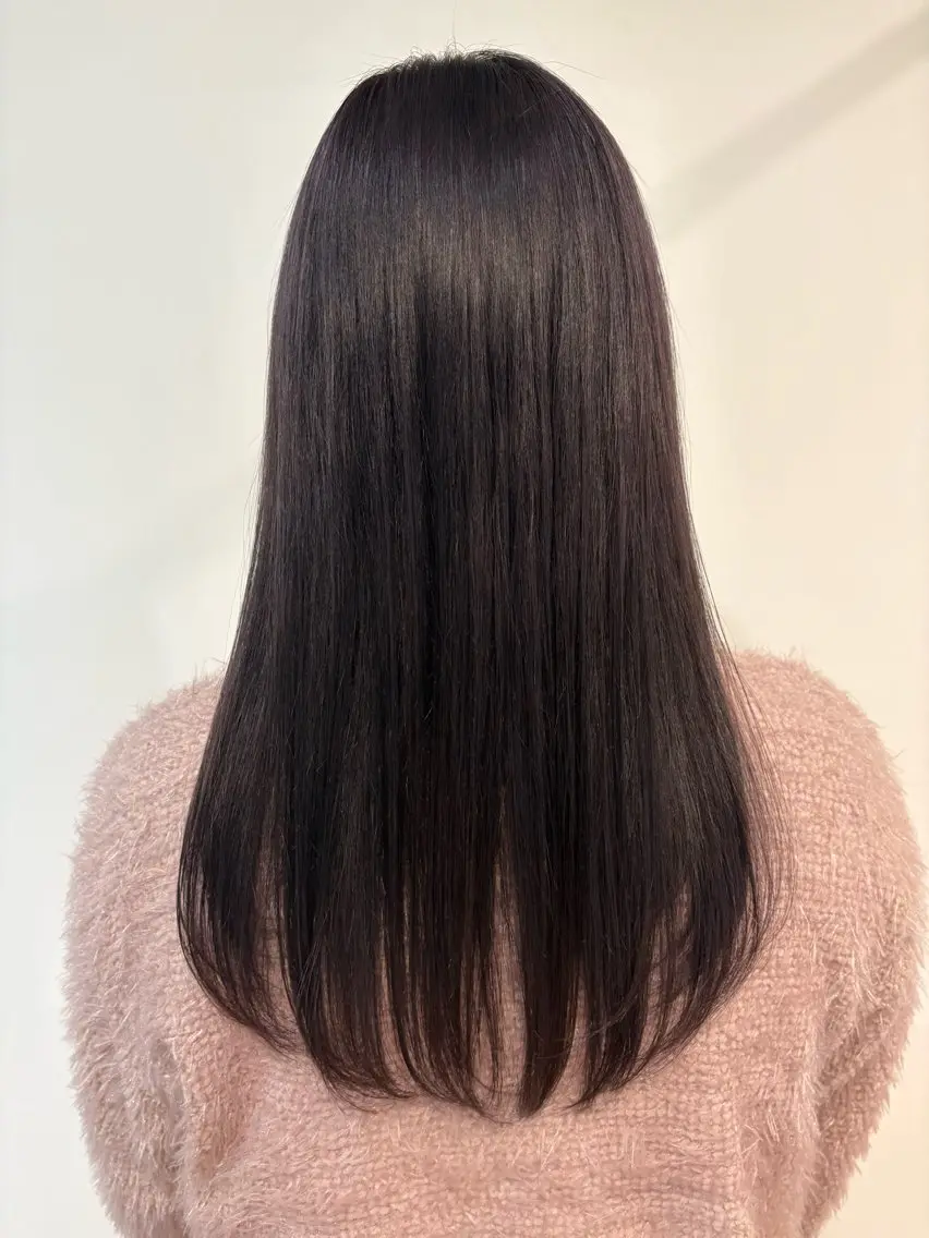 ロング カラー トップ スタイリストのヘアスタイル