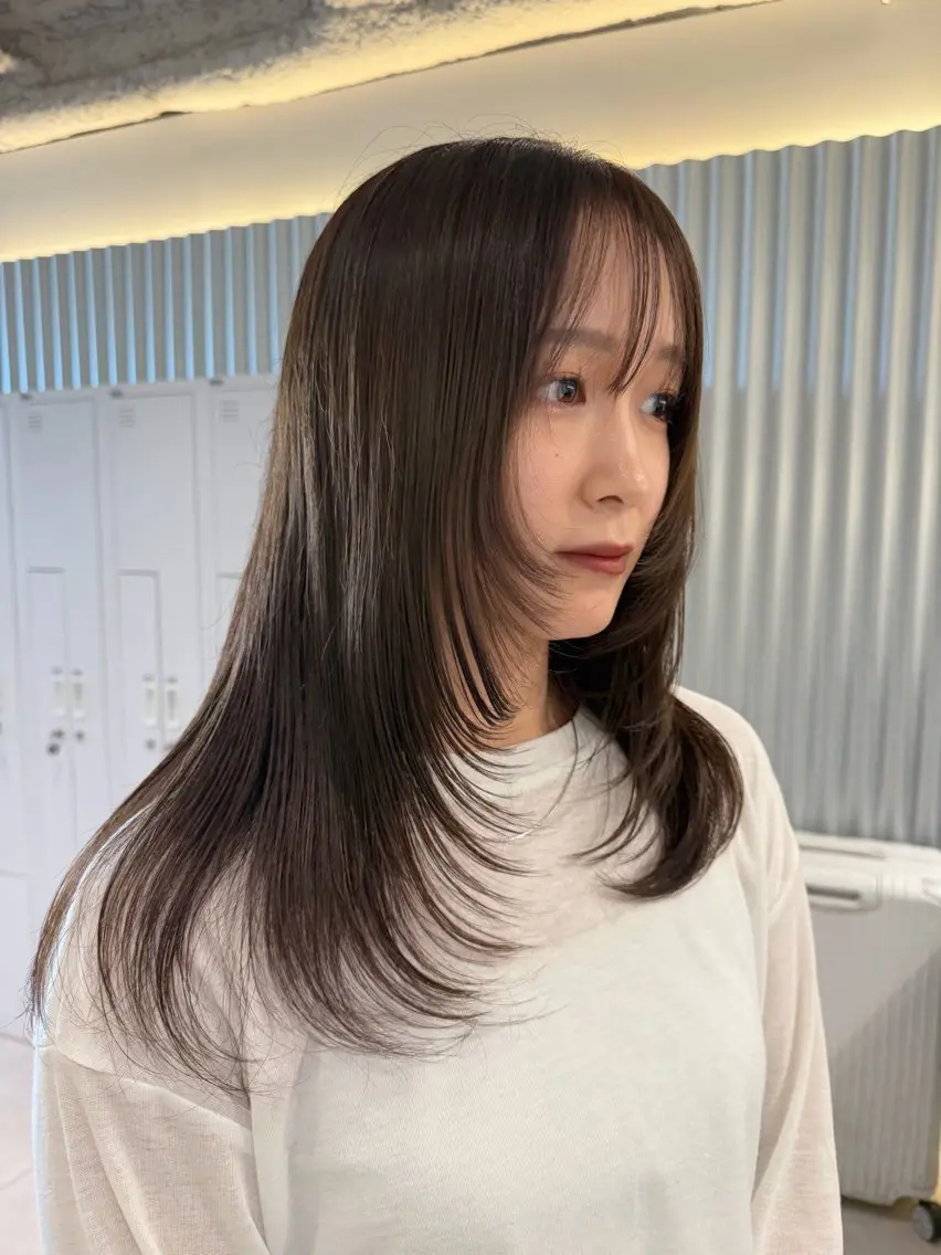 ロング カラー カット ヘアカラー トリートメント 🫒オリーブ/透け感 レイヤー🌿モエカのヘアスタイル