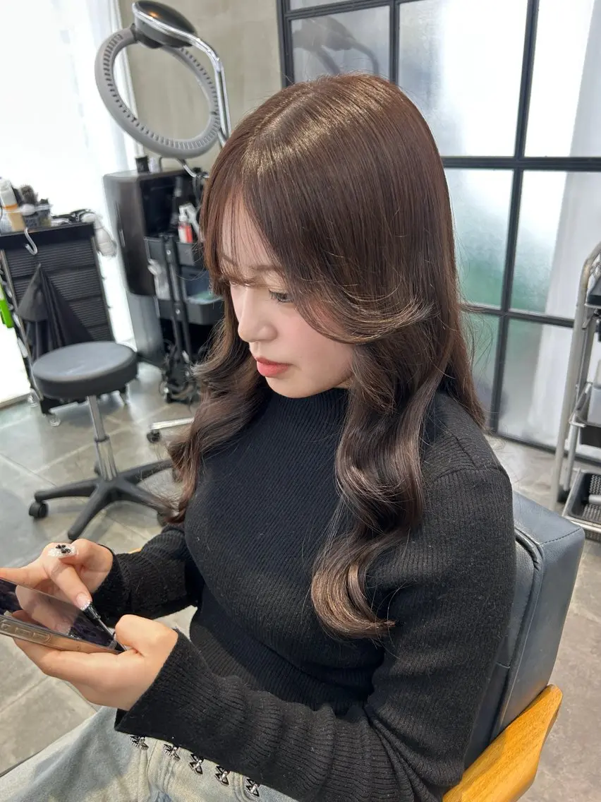 ロング カラー カット ヘアカラー トリートメント newi梅田🫧韓国 ヘア🫧sakiのヘアスタイル