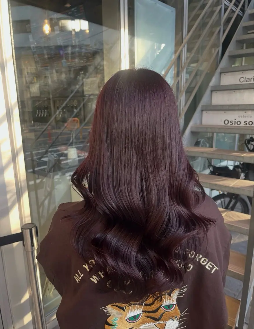 カラー ヘアカラー 和泉田 真白のヘアスタイル