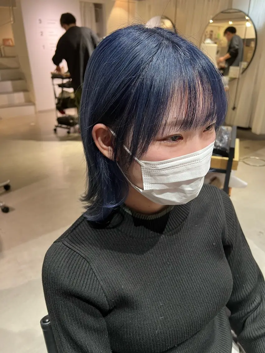 ミディアム カット ヘアカラー トリートメント APREKO SAYAKAのヘアスタイル