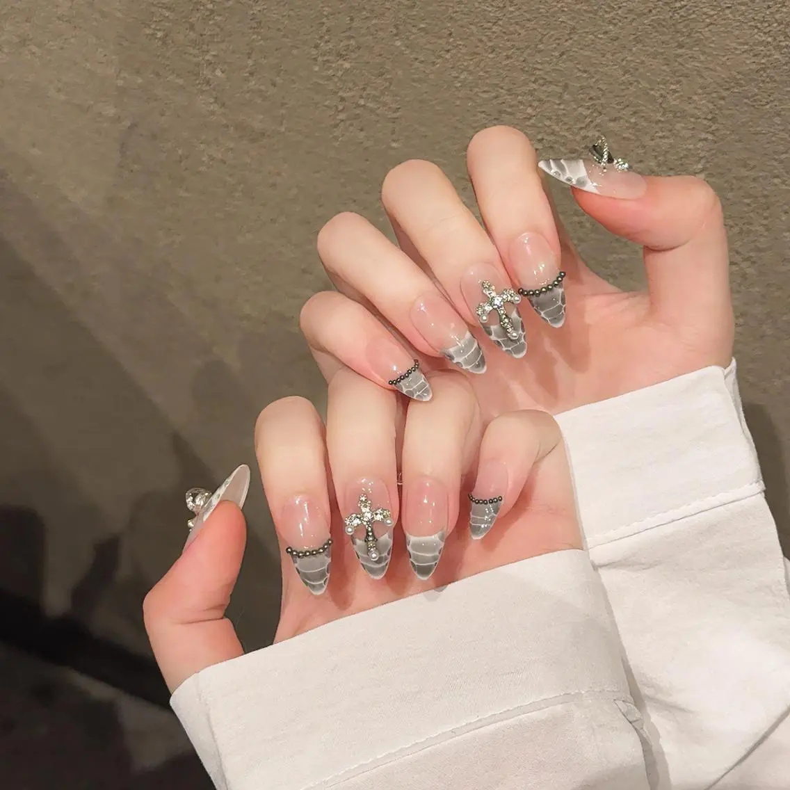 ネイル ジェルネイル スカルプネイル ネイルチップ ハンドネイル ハンドケア 🌸柚葉 🌸のネイルデザイン