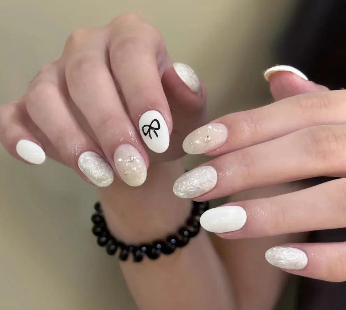 ネイル ハンドネイル ハンドケア 🍑 momo_nailのネイルデザイン