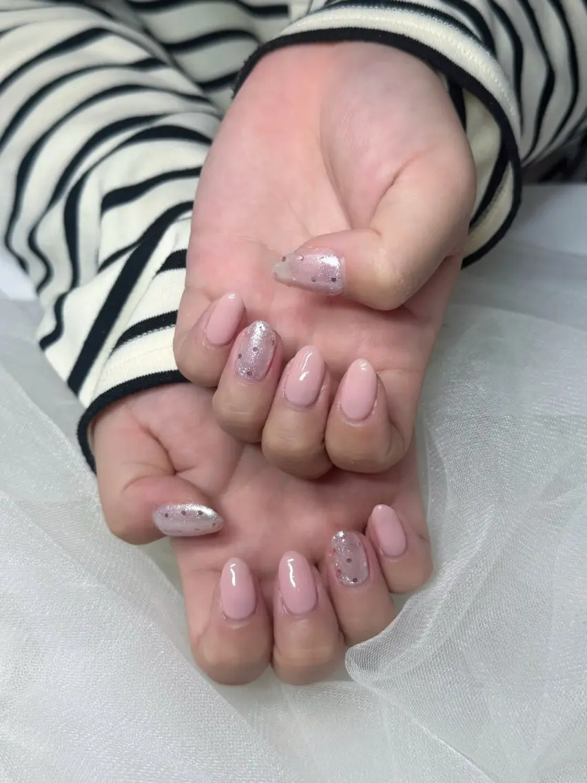 ネイル ハンドネイル 奥岡 花恋のネイルデザイン