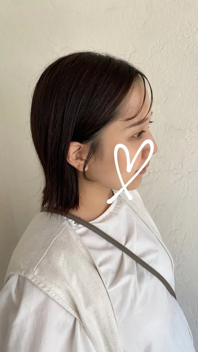 ミディアム カラー 井上 歩美のヘアスタイル