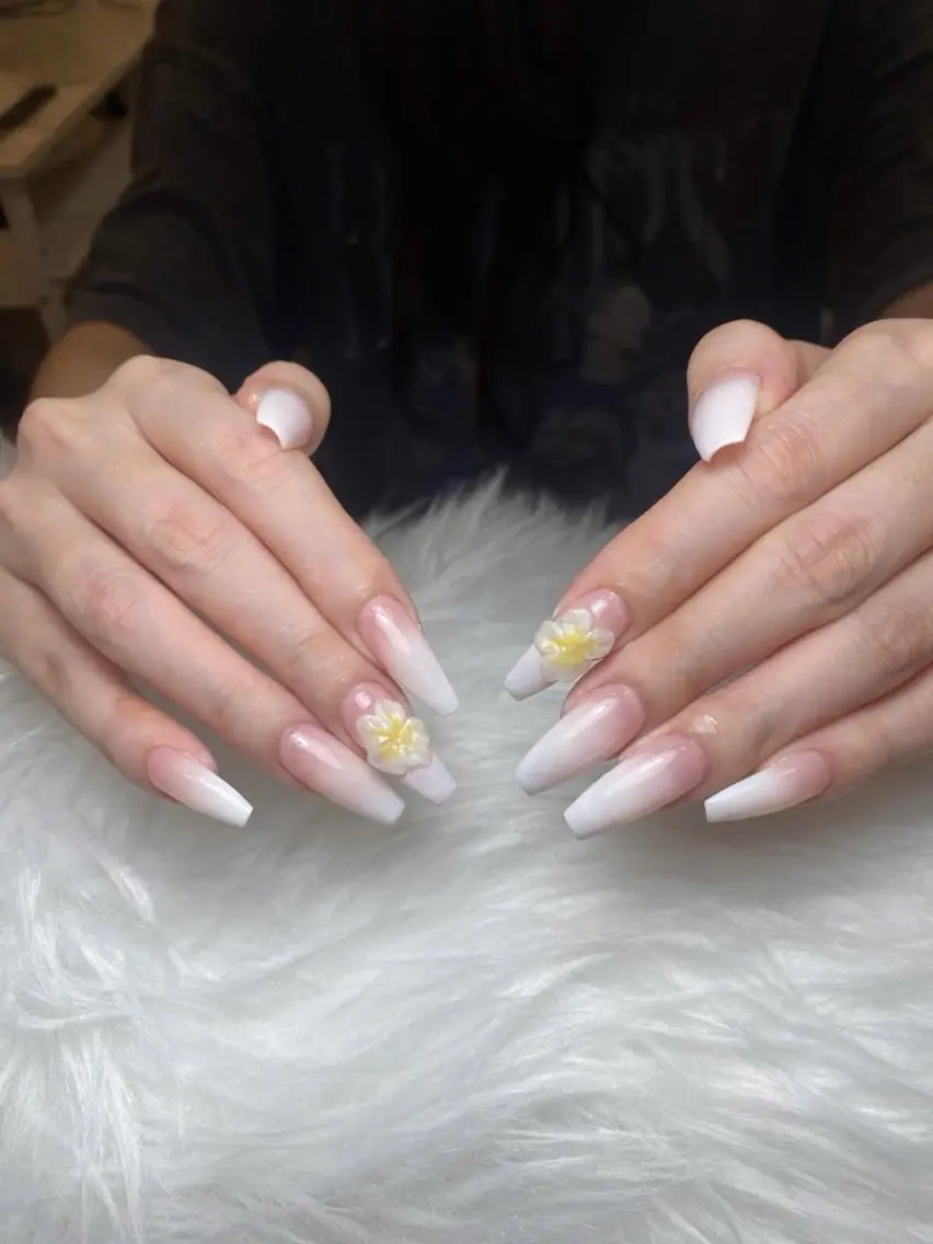 ネイル ハンドネイル REI NAIL1のネイルデザイン