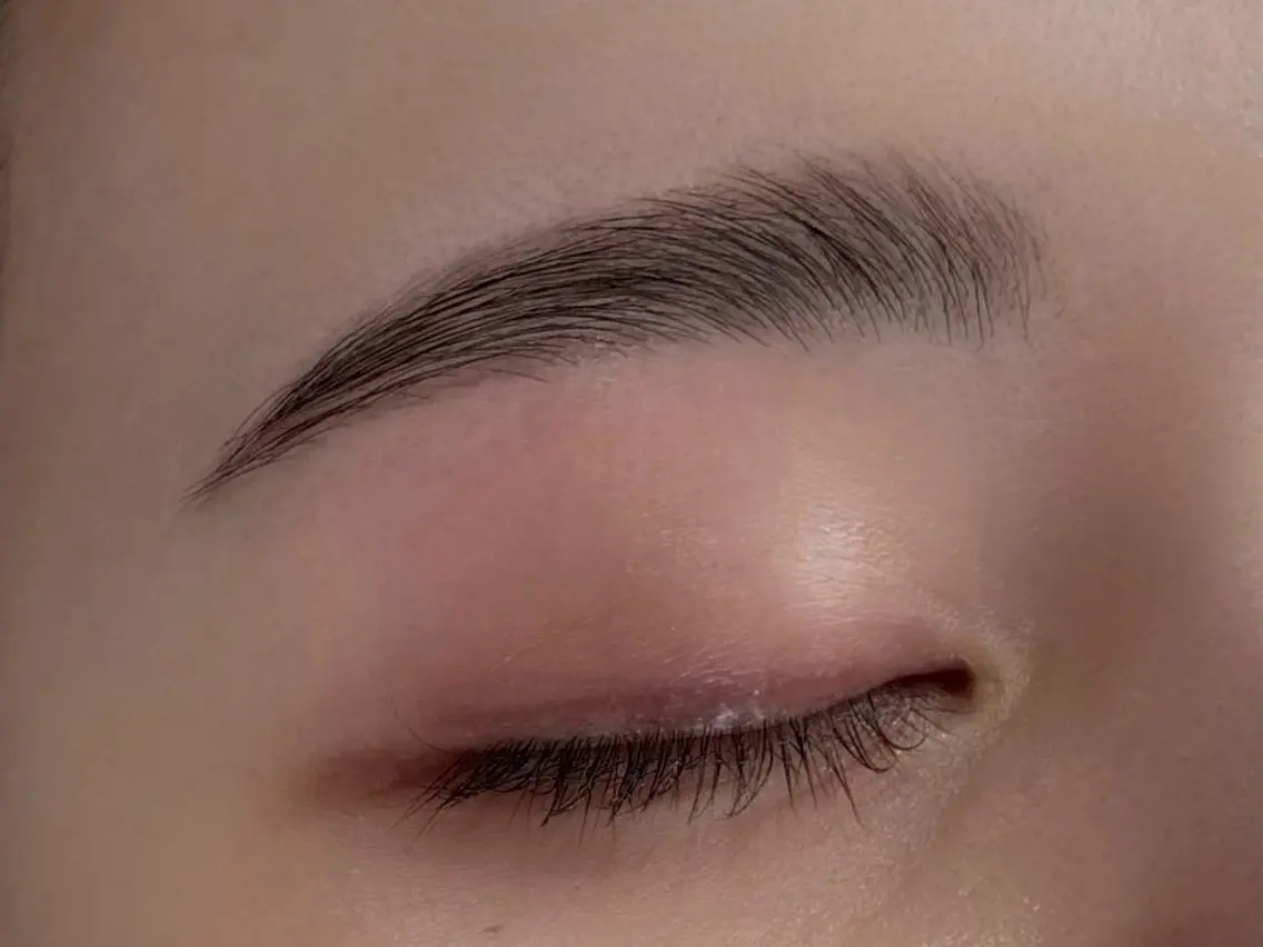 美眉スタイリング［Wax脱毛+毛量調節+メイク］の写真