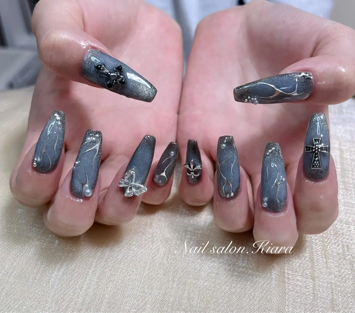 ネイル 🍭Kiara Nail🍭のネイルデザイン