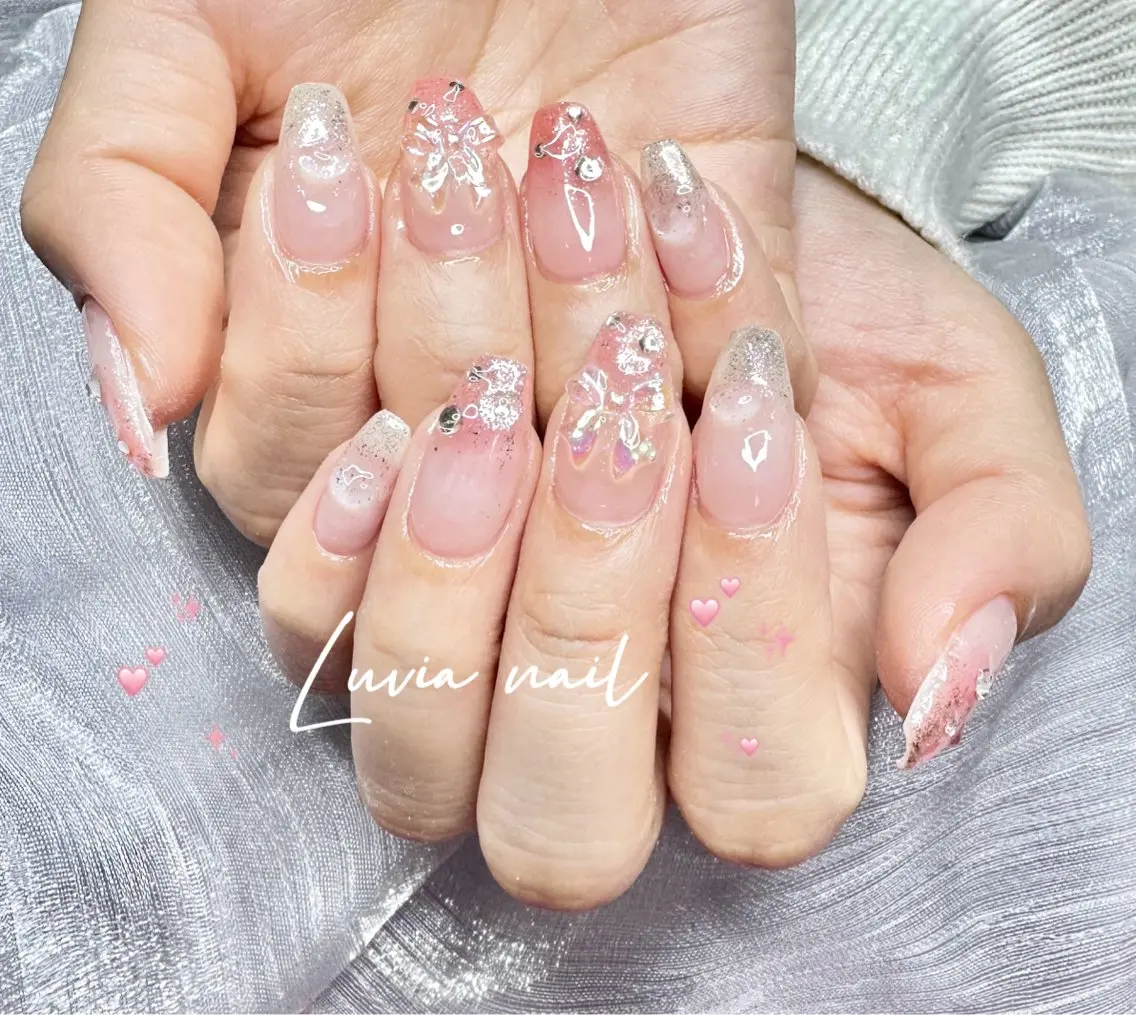 ネイル 🎀Luvia ワンホンネイル💫のネイルデザイン