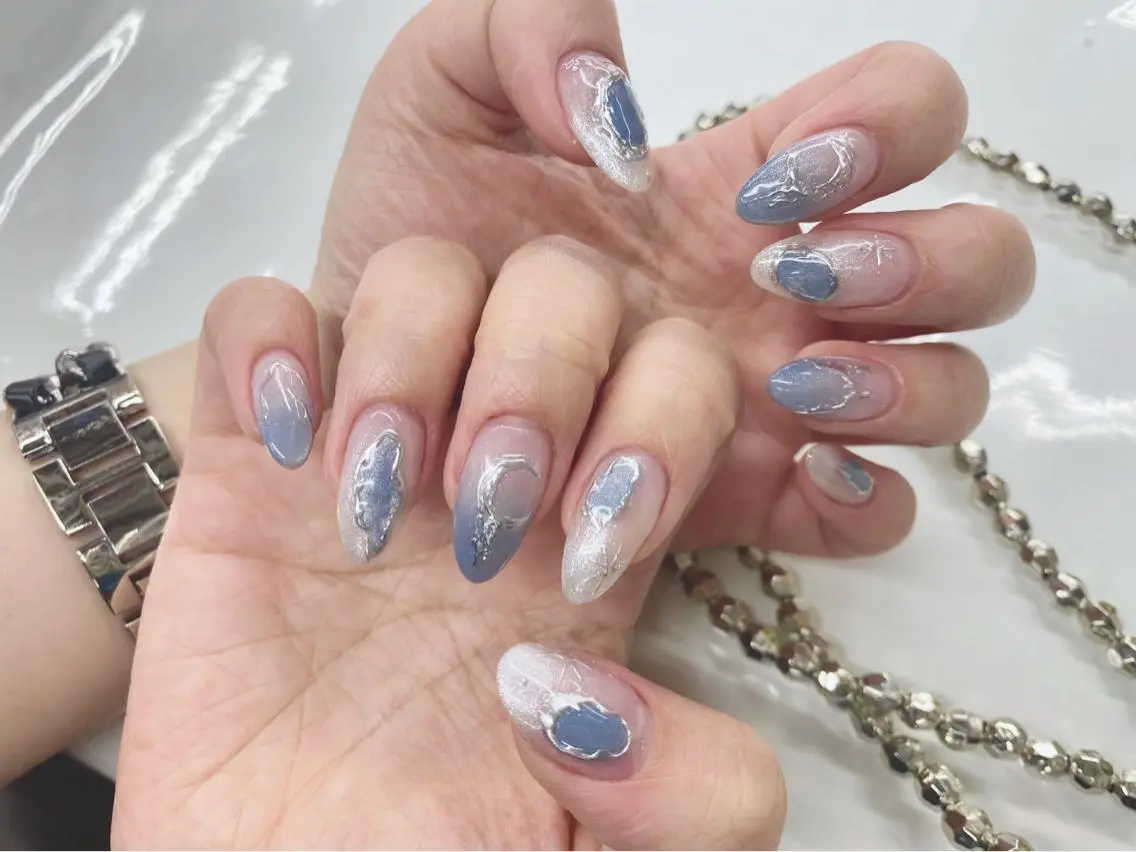ネイル ハンドネイル AngelChris ビューティーサロンのネイルデザイン