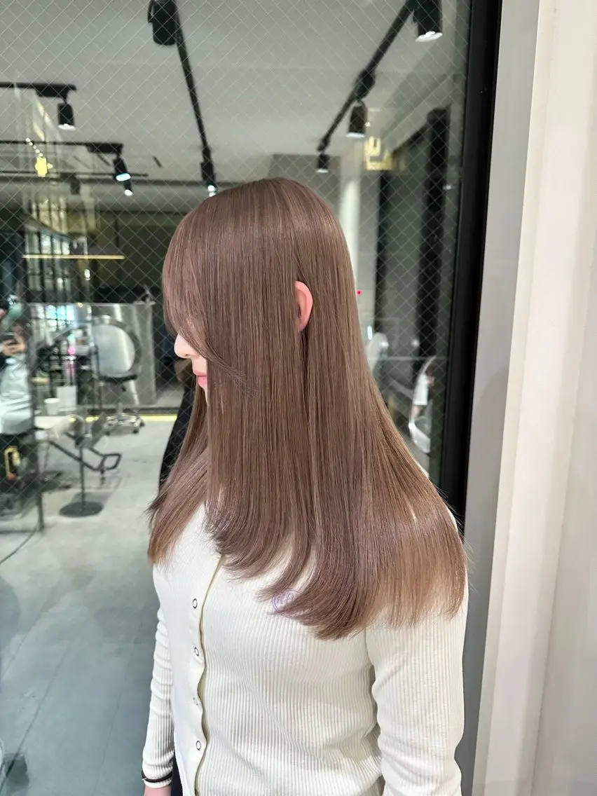 ロング ヘアカラー ミルクティー/韓国ヘ アHaruka🎀のヘアスタイル