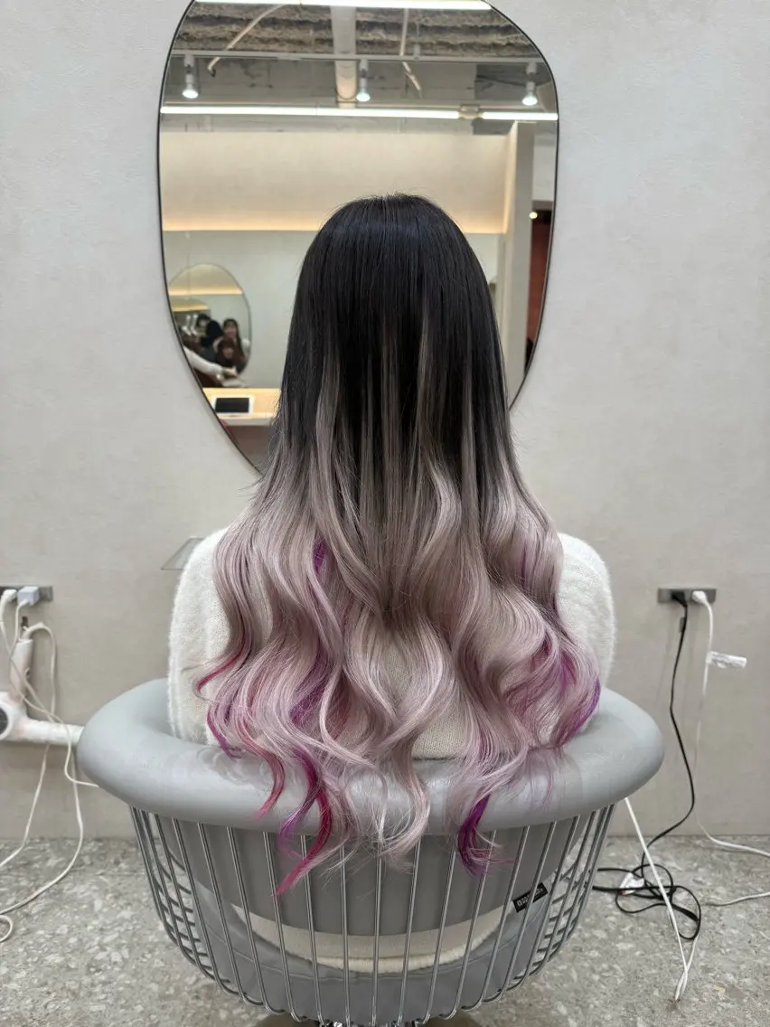 ロング カラー ヘアアレンジ デザインカラー エクステ ロング ヘアカラー エクステ レイヤー/顔周り/ 透明感カラー/ななのヘアスタイル