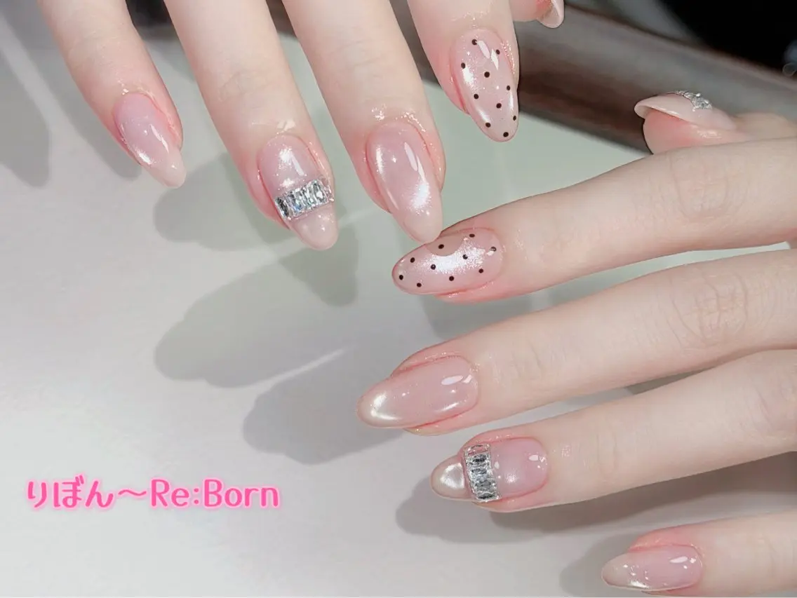ミディアム 入学式 卒業式のヘアスタイル 韓国風ヘア ハンドネイル りぼん Re:Bonrのネイルデザイン