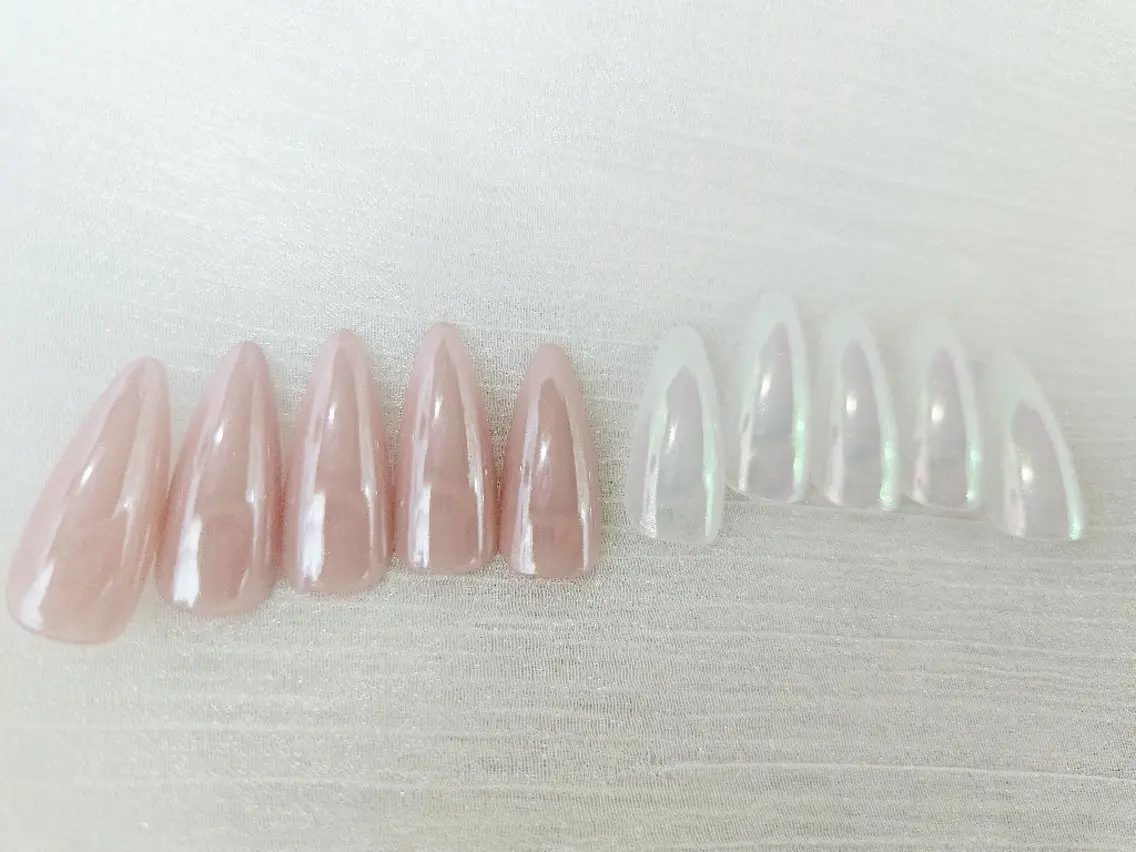 ネイル オーロラネイル SAKAI  ERIKAのネイルデザイン