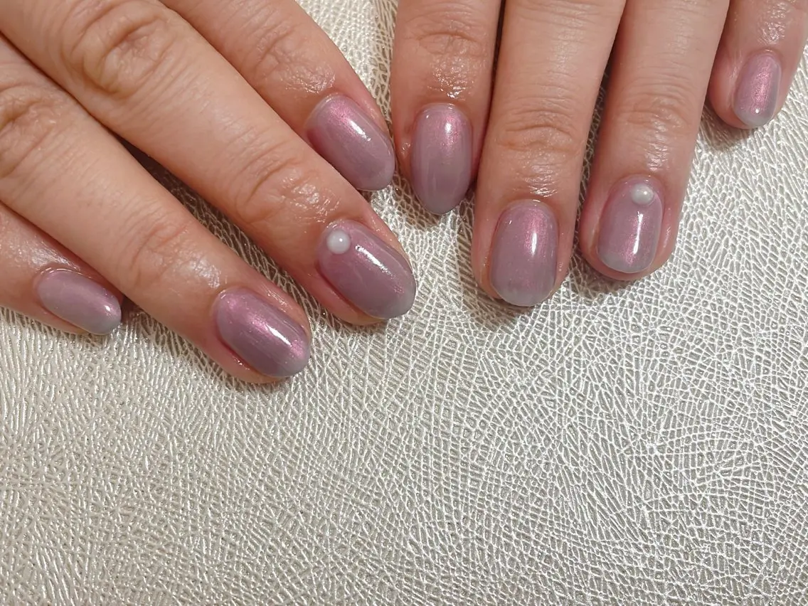 ネイル オーロラネイル フットネイル フレンチネイル ジェルネイル 韓国ネイル ハンドネイル mogunail &blowのネイルデザイン
