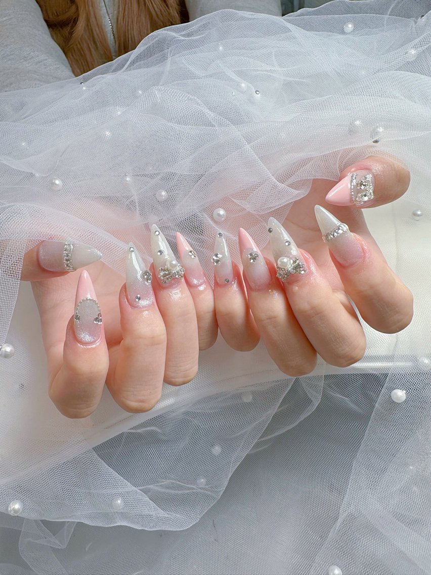 ネイル ハンドネイル Shiroe NailStudioのネイルデザイン