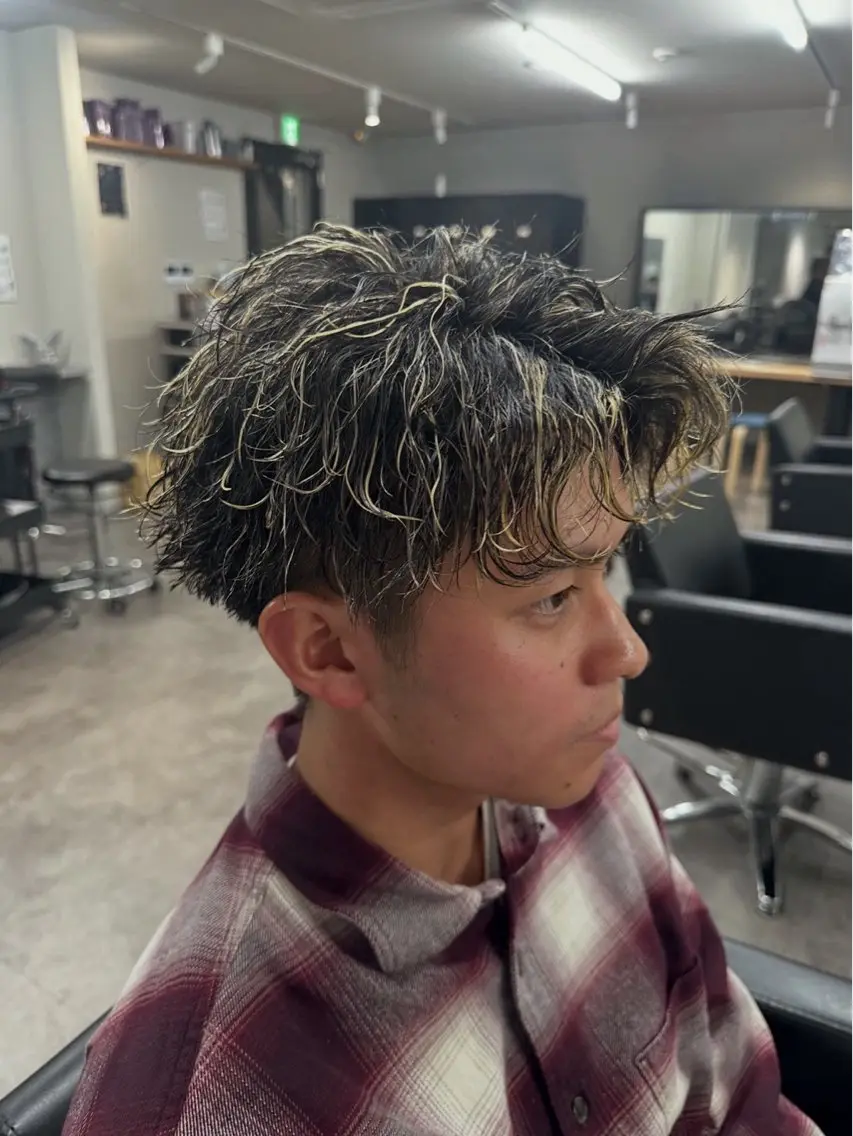 カット+メッシュ+パーマの写真