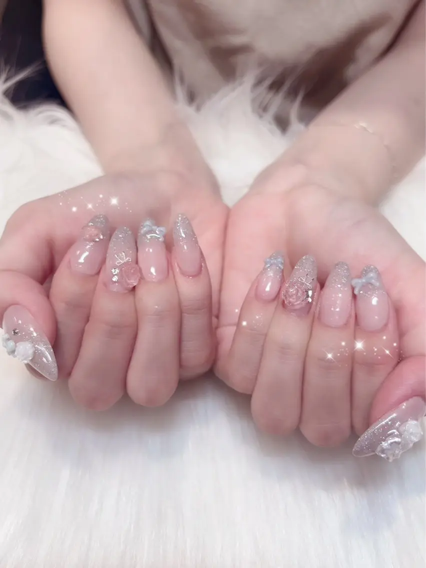 ネイル アートネイル KOKONA 🎀のネイルデザイン