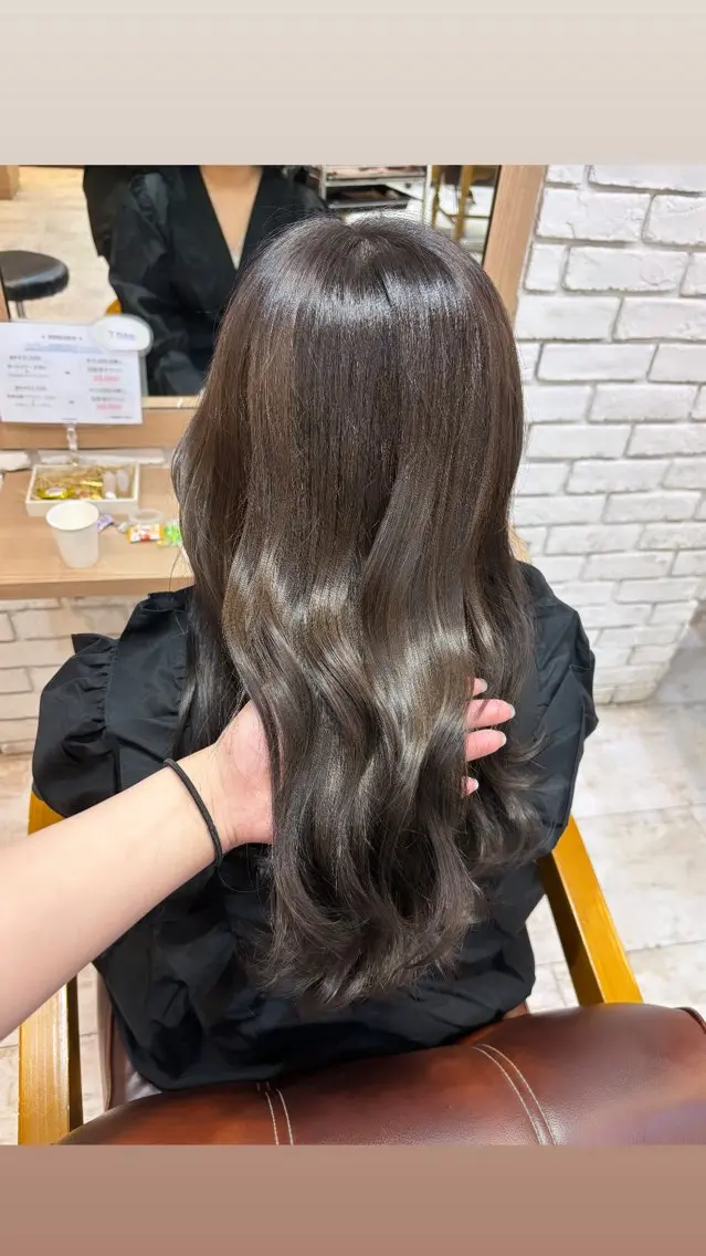 セミロング ヘアカラー トリートメント 🪼艶カラー🪼 田口彩香のヘアスタイル