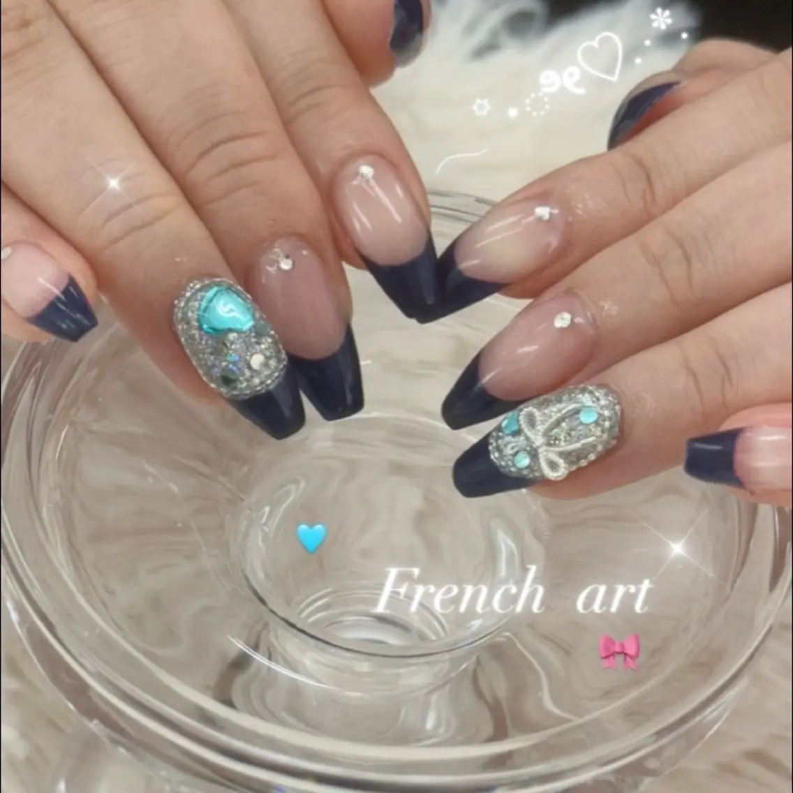 ネイル アートネイル salon bell （NOA）♡ྀིのネイルデザイン