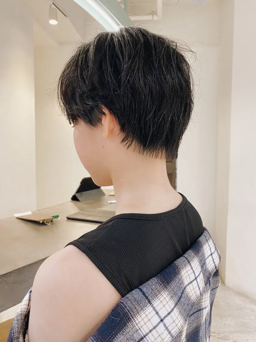 ショート カラー ショートヘア FILMS/sari /似合わせカットのヘアスタイル