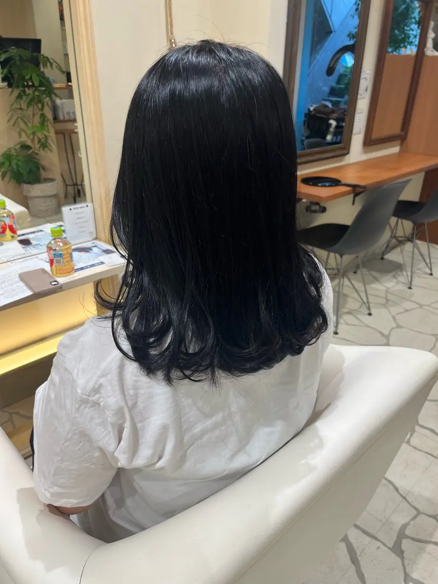 ミディアム カラー 透明感カラー 山口 陸のヘアスタイル