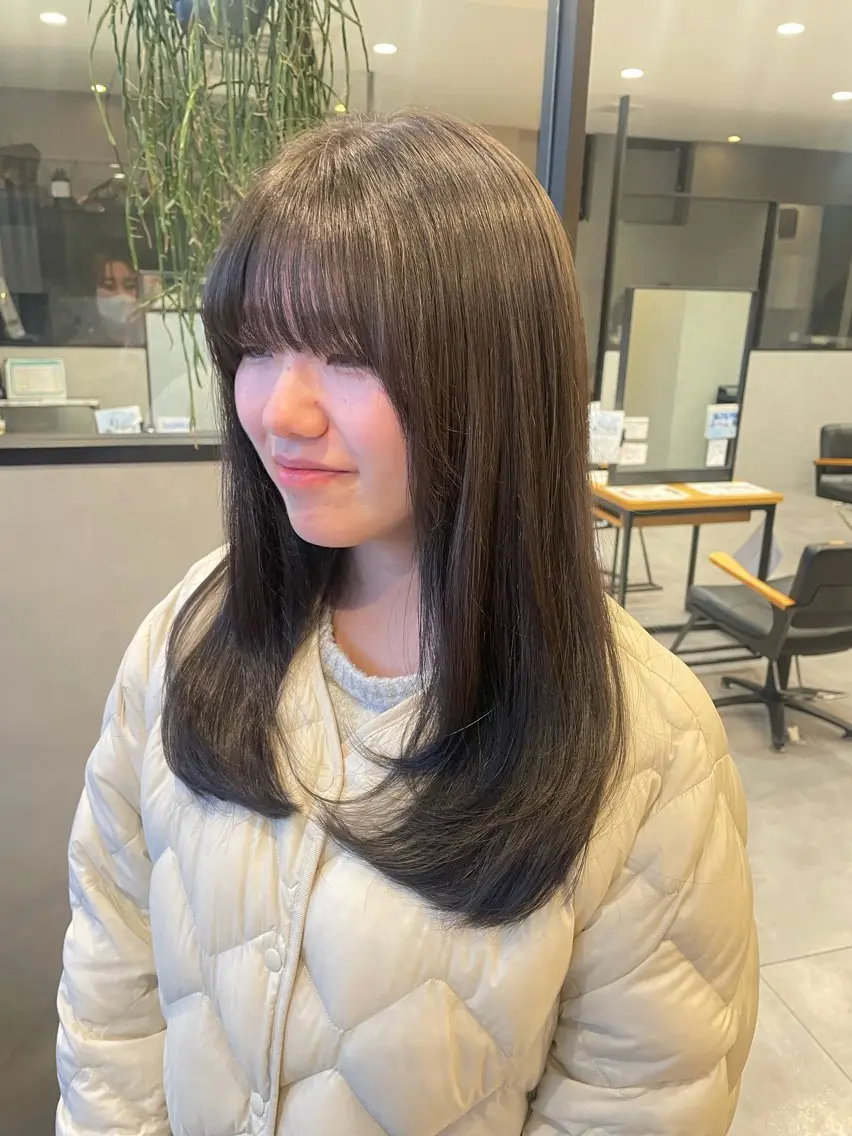 セミロング カット ヘアカラー トリートメント 柄澤 菜南子のヘアスタイル