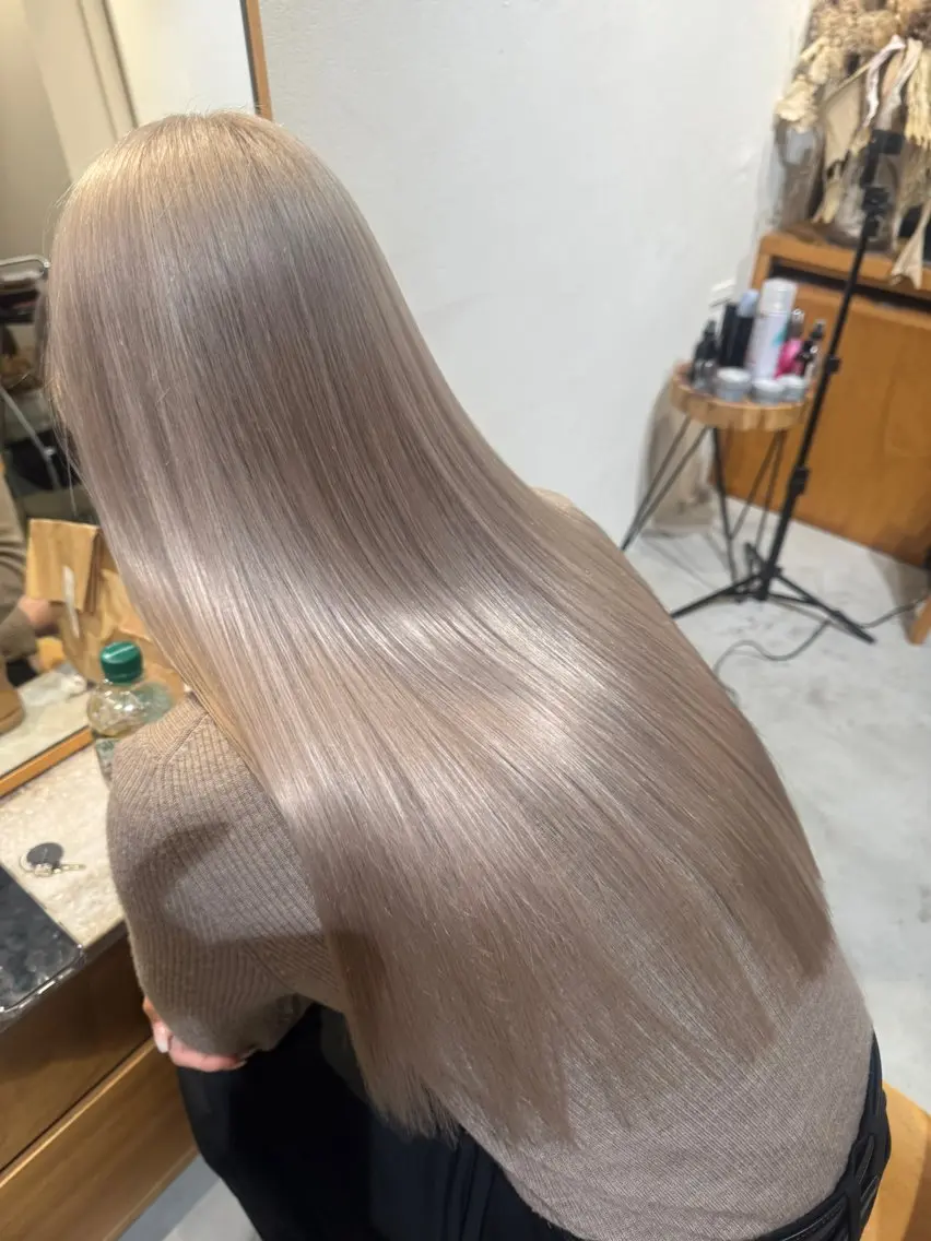 【ハイクオリティダブルカラー★】ダブルブリーチ+カラー+トリートメントの写真