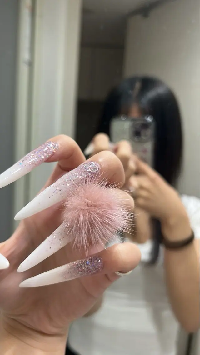 ネイル 櫻井 結梨のネイルデザイン