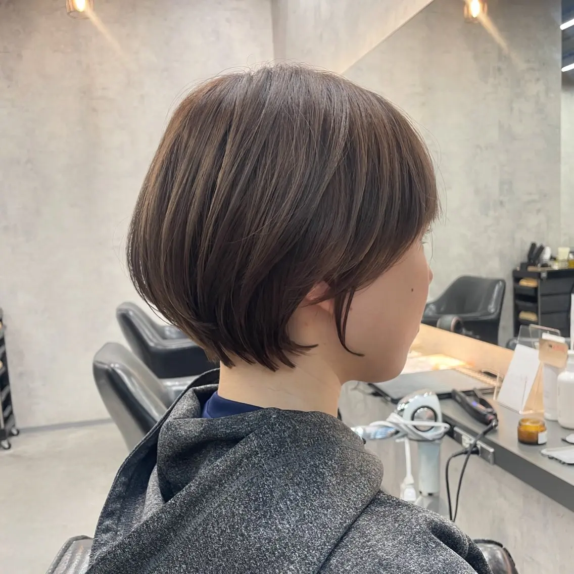 ショート 顔まわり× レイヤー/MIUのヘアスタイル