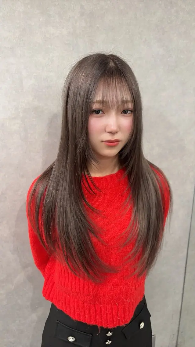ロング カラー がわ/ハイレイヤー /ハイトーンカラーのヘアスタイル