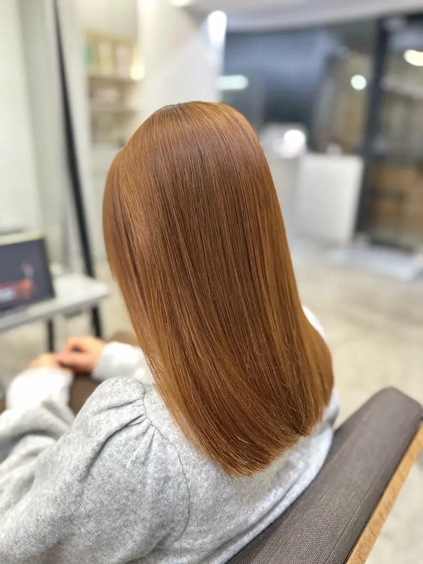 ミディアム パーマ 縮毛矯正 ハイトーンカラー が絶対可愛い✨泰聖✨のヘアスタイル