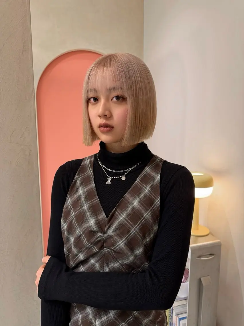 カラー カット ヘアカラー 海外レイヤー/ ベージュ/YURIのその他イメージ