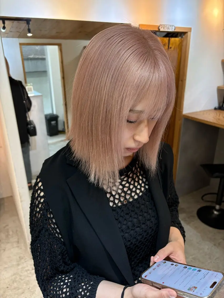 ミディアム カラー ヘアアレンジ ベージュカラー ピンクカラー ピンクベージュ カット ヘアカラー トリートメント 🧸艶々韓国ヘア 🧁mizunaのヘアスタイル