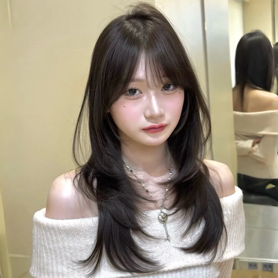 ロング カラー ヘアカラー 艶髪🐈⬛カラー ❤︎縮毛/ Yuraのヘアスタイル