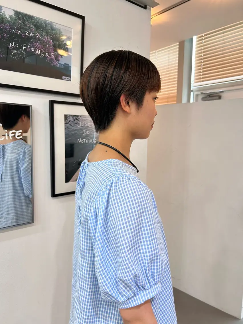ショート かがやしづ ⭐️ベージュのヘアスタイル