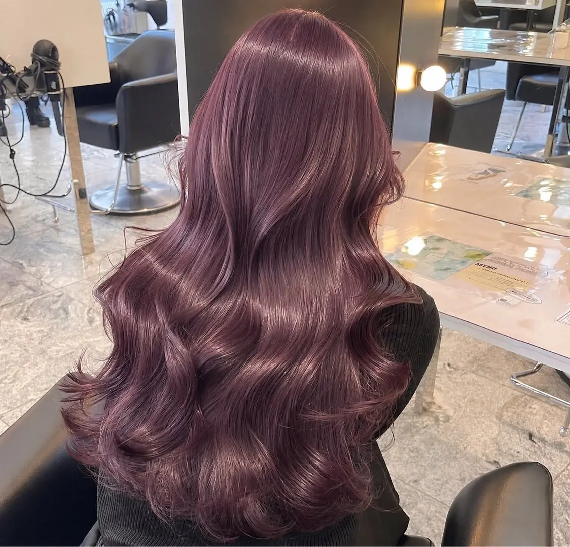 ロング カラー ブリーチ 透明感カラー ブリーチなしカラー レッドカラー ヘアカラー 𝐚𝐥𝐛┊︎ Honoka🎀のヘアスタイル